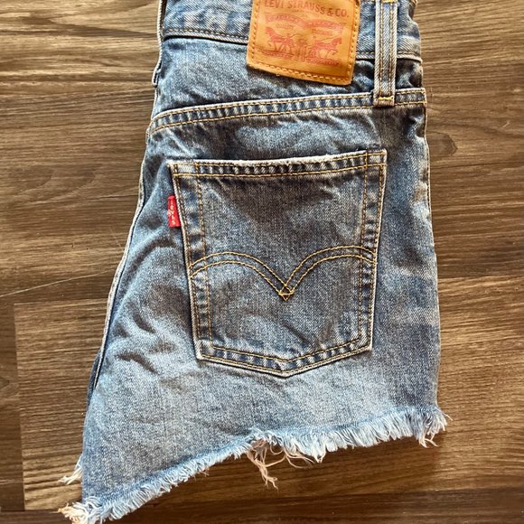 Levi's Blue Denim Size 25 Shorts - Picture 3 of 6